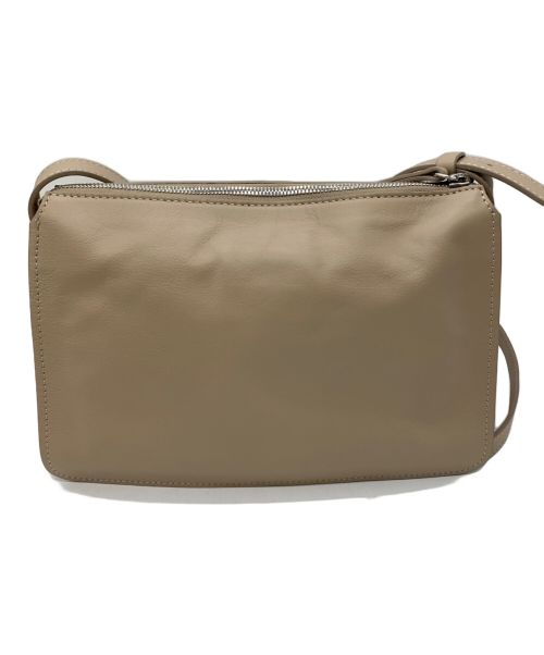 IACUCCI（イアクッチ）IACUCCI (イアクッチ) ショルダーバッグ ベージュの古着・服飾アイテム