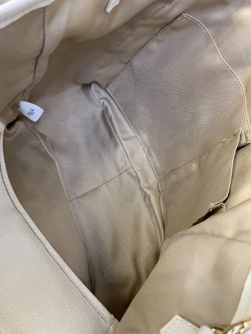 2.718（ニーテンナナイチハチ）2.718 (ニーテンナナイチハチ) ショルダーバッグ アイボリーの古着・服飾アイテム