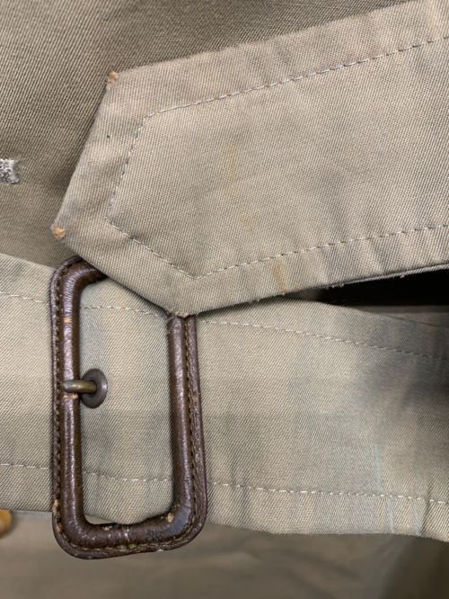 D'URBAN（ダーバン）D'URBAN (ダーバン) ライナー付トレンチコート 玉虫色 サイズ:92-A-5の古着・服飾アイテム