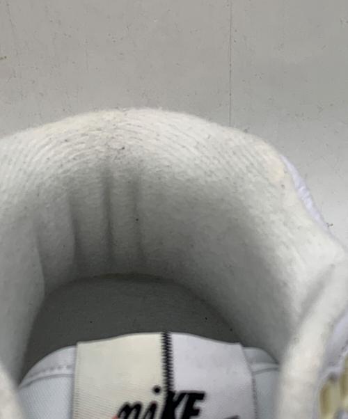 NIKE（ナイキ）NIKE (ナイキ) スニーカー ホワイト×レッド サイズ:26の古着・服飾アイテム