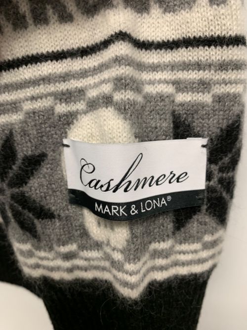 MARK&LONA（マークアンドロナ）MARK&LONA (マークアンドロナ) カシミヤニット ホワイト×ブラック サイズ:50 未使用品の古着・服飾アイテム