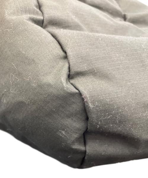 GRIP SWANY（グリップスワニー）GRIP SWANY (グリップスワニー) ダウンジャケット ダークグリーン サイズ:Mの古着・服飾アイテム