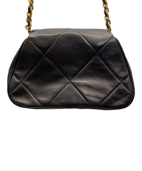 CHANEL（シャネル）CHANEL (シャネル) チェーンショルダーバッグ ブラックの古着・服飾アイテム