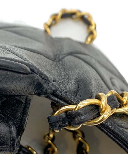 CHANEL（シャネル）CHANEL (シャネル) チェーンショルダーバッグ ブラックの古着・服飾アイテム