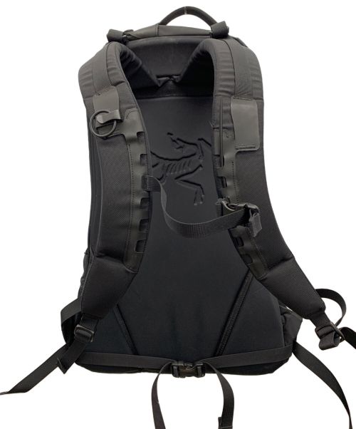 ARC'TERYX（アークテリクス）ARC'TERYX (アークテリクス) リュック ブラック×ゴールドの古着・服飾アイテム