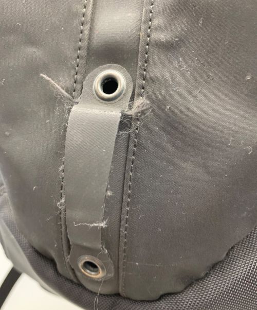 ARC'TERYX（アークテリクス）ARC'TERYX (アークテリクス) リュック ブラック×ゴールドの古着・服飾アイテム