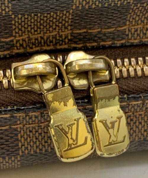 LOUIS VUITTON（ルイ ヴィトン）LOUIS VUITTON (ルイ ヴィトン) ショルダーバッグ ブラウンの古着・服飾アイテム