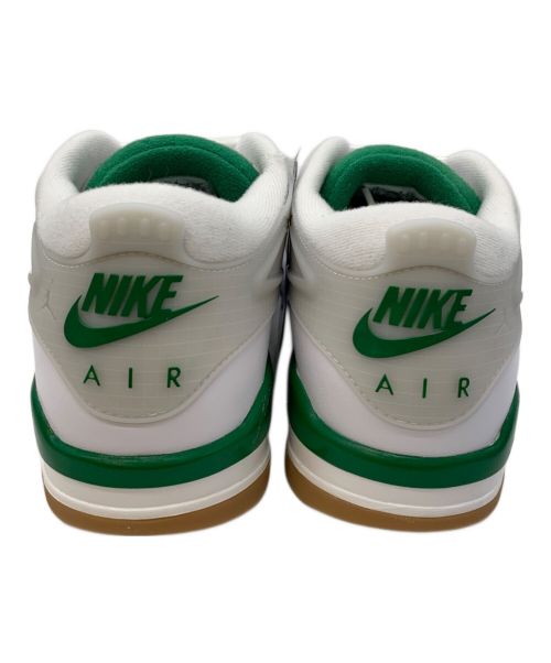 NIKE（ナイキ）NIKE (ナイキ) ローカットスニーカー ホワイト サイズ:28 未使用品の古着・服飾アイテム