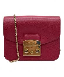 FURLA（フルラ）の古着「チェーンショルダーバッグ」｜ショッキングピンク