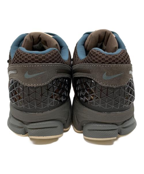 NIKE（ナイキ）NIKE (ナイキ) スニーカー ダークブラウン×ダークグリーン サイズ:26.5の古着・服飾アイテム