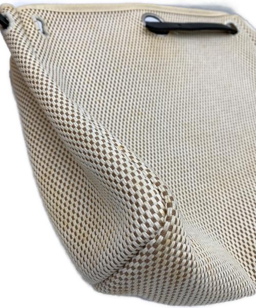 HERMES（エルメス）HERMES (エルメス) ハンドバッグ ベージュ×ブラックの古着・服飾アイテム