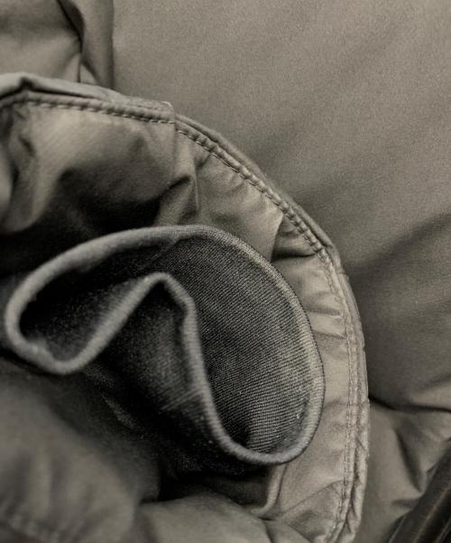 UNIQLO（ユニクロ）UNIQLO (ユニクロ) シームレスダウンパーカ3Dカット ブラック サイズ:Mの古着・服飾アイテム