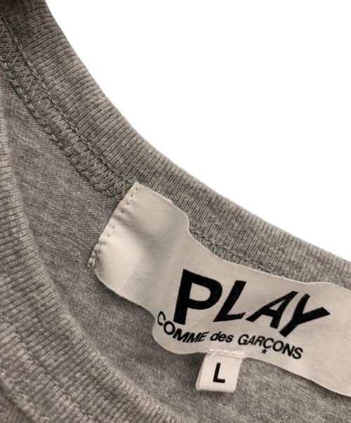 PLAY COMME des GARCONS（プレイコムデギャルソン）PLAY COMME des GARCONS (プレイ コムデギャルソン) 半袖カットソー ライトグレー サイズ:Lの古着・服飾アイテム