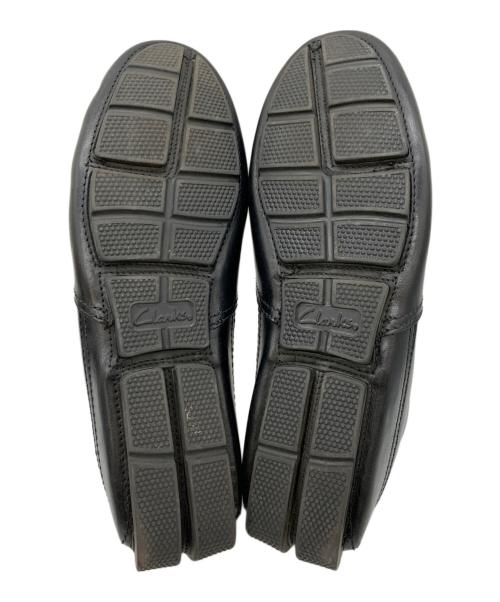 CLARKS（クラークス）CLARKS (クラークス) ドライビングシューズ ブラック サイズ:27.5の古着・服飾アイテム