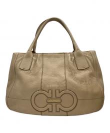 Salvatore Ferragamo（サルヴァトーレ フェラガモ）の古着「ハンドバッグ」｜ベージュ