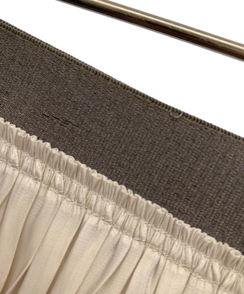 MICA&DEAL（マイカアンドディール）MICA&DEAL (マイカアンドディール) シャイニースカート ベージュ サイズ:38 未使用品の古着・服飾アイテム