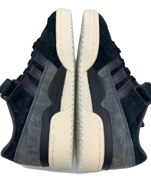 adidas（アディダス）adidas (アディダス) スニーカー ブラック サイズ:27.5の古着・服飾アイテム