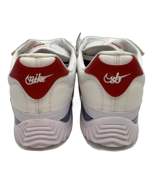 NIKE SB（ナイキエスビー）NIKE SB (ナイキエスビー) ローカットスニーカー ホワイト×レッド サイズ:28 未使用品の古着・服飾アイテム
