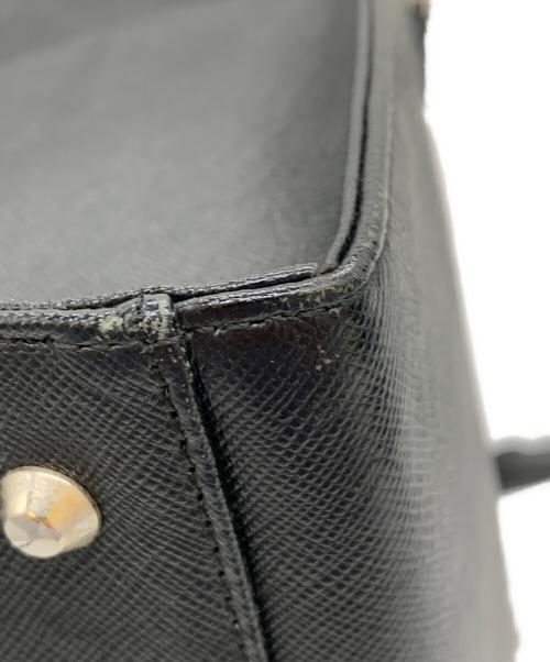 BURBERRY（バーバリー）BURBERRY (バーバリー) ハンドバッグ ブラックの古着・服飾アイテム