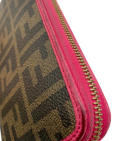 FENDI（フェンディ）FENDI (フェンディ) ラウンドファスナー財布 ブラウン×ピンクの古着・服飾アイテム