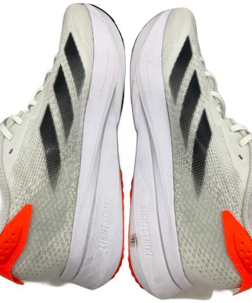 adidas（アディダス）adidas (アディダス) スニーカー ホワイト サイズ:28の古着・服飾アイテム