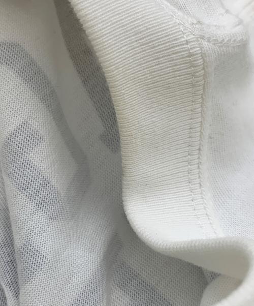 FRAGMENT DESIGN（フラグメントデザイン）FRAGMENT DESIGN (フラグメントデザイン) Tシャツ ホワイト サイズ:Mの古着・服飾アイテム