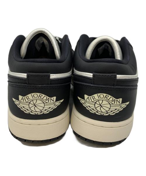 NIKE（ナイキ）NIKE (ナイキ) ローカットスニーカー ホワイト×ブラック サイズ:28.5 未使用品の古着・服飾アイテム