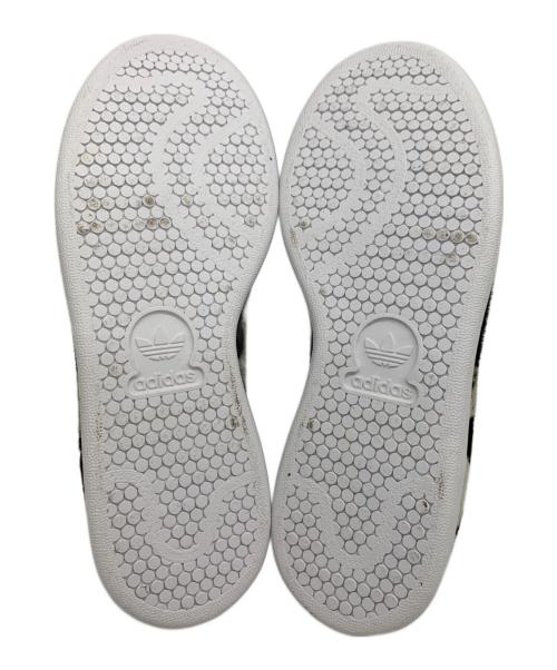 adidas（アディダス）adidas (アディダス) スニーカー ホワイト×パープル サイズ:22.5の古着・服飾アイテム