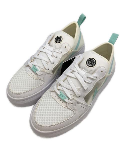 NIKE（ナイキ）NIKE (ナイキ) Court VISION ALTA スニーカー ホワイト サイズ:26 未使用品の古着・服飾アイテム