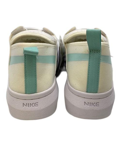 NIKE（ナイキ）NIKE (ナイキ) Court VISION ALTA スニーカー ホワイト サイズ:26 未使用品の古着・服飾アイテム