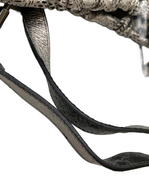 BURBERRY（バーバリー）BURBERRY (バーバリー) トートバッグ シルバーの古着・服飾アイテム