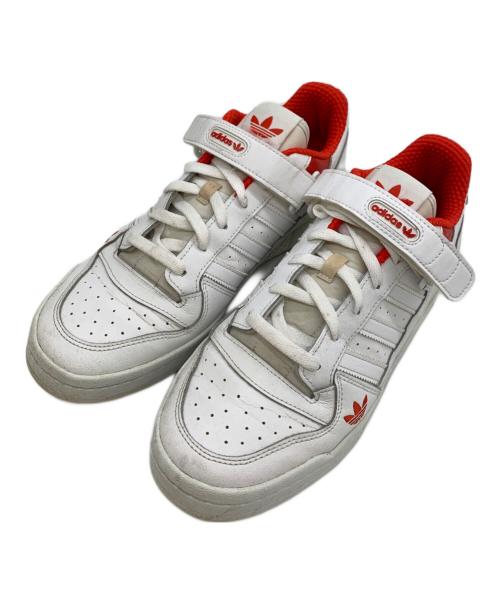 adidas（アディダス）adidas (アディダス) ローカットスニーカー ホワイト×レッド サイズ:28.5の古着・服飾アイテム