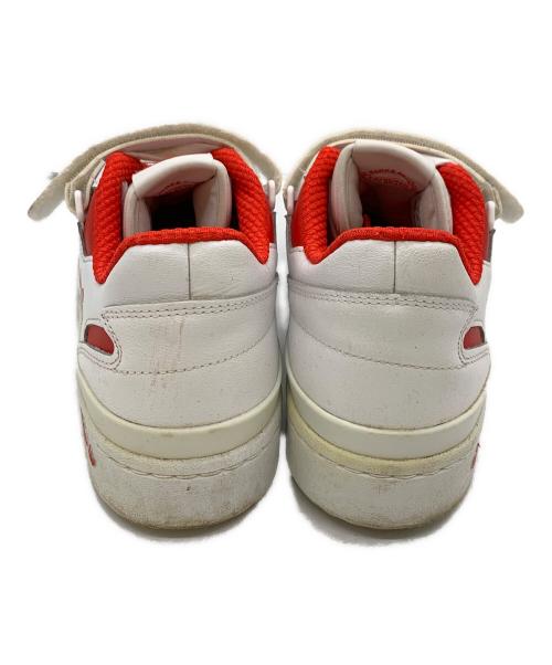 adidas（アディダス）adidas (アディダス) ローカットスニーカー ホワイト×レッド サイズ:28.5の古着・服飾アイテム