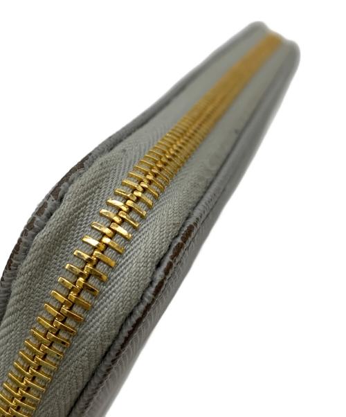 PRADA（プラダ）PRADA (プラダ) 長財布 グレーの古着・服飾アイテム