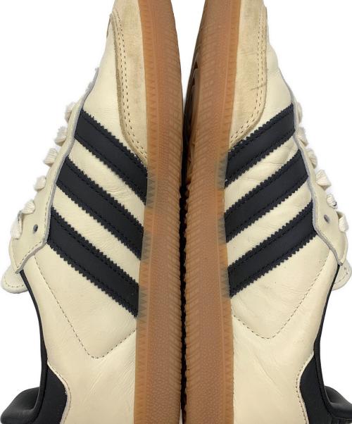 adidas（アディダス）adidas (アディダス) スニーカー アイボリー サイズ:26.5の古着・服飾アイテム
