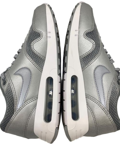 NIKE（ナイキ）NIKE (ナイキ) スニーカー シルバー サイズ:25.5の古着・服飾アイテム
