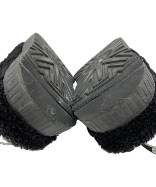 UGG（アグ）UGG (アグ) ボアサンダル ブラック サイズ:25の古着・服飾アイテム