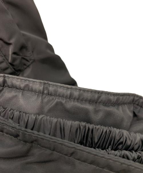 GU（ジーユー）GU (ジーユー) UNDERCOVER (アンダーカバー) 中綿コート ブラック サイズ:XLの古着・服飾アイテム