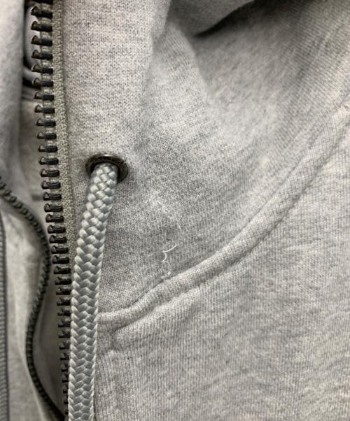 1PIU1UGUALE3 RELAX（ウノピゥウノウグァーレトレ リラックス）1PIU1UGUALE3 RELAX (ウノピゥウノウグァーレトレ リラックス) サイドエンボスロゴパーカー グレー サイズ:XXLの古着・服飾アイテム