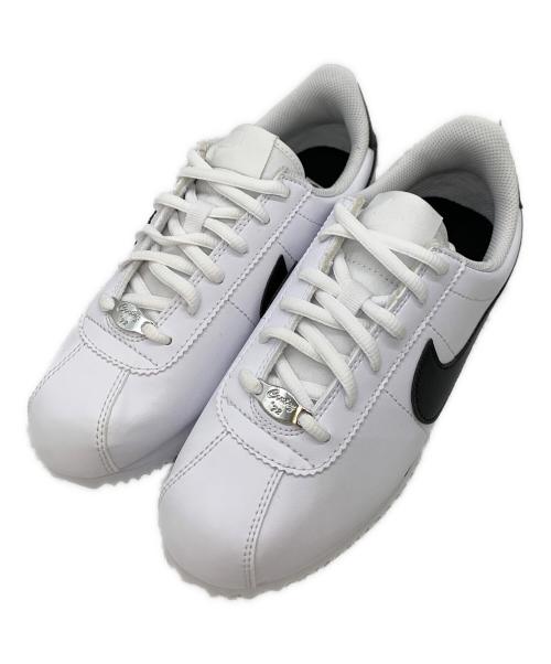 NIKE（ナイキ）NIKE (ナイキ) スニーカー ホワイト サイズ:23の古着・服飾アイテム