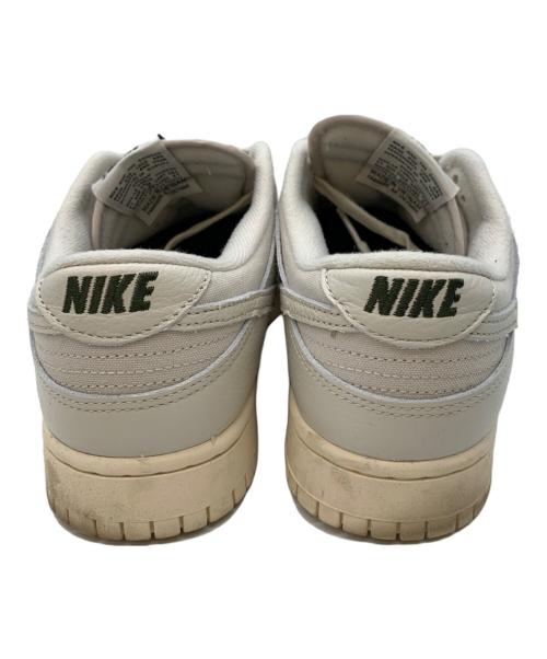 NIKE（ナイキ）NIKE (ナイキ) スニーカー ホワイト サイズ:27の古着・服飾アイテム