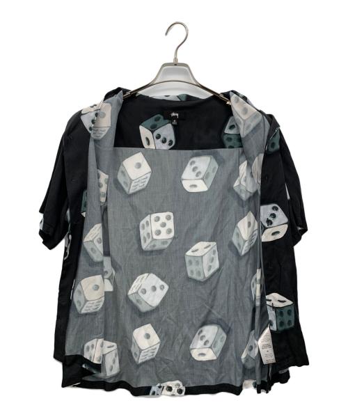 stussy（ステューシー）stussy (ステューシー) 半袖シャツ ブラック×ホワイト サイズ:Mの古着・服飾アイテム