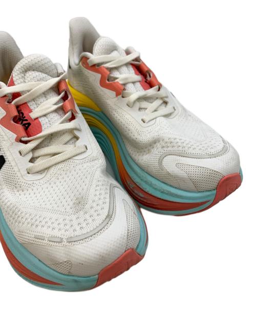 HOKAONEONE（ホカオネオネ）HOKAONEONE (ホカオネオネ) スニーカー ホワイト サイズ:23の古着・服飾アイテム