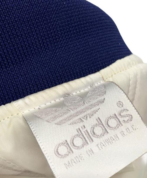 adidas（アディダス）adidas (アディダス) スタジャン ホワイト サイズ:-の古着・服飾アイテム