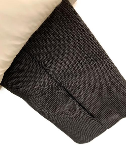 ARMANI EXCHANGE（アルマーニ エクスチェンジ）ARMANI EXCHANGE (アルマーニ エクスチェンジ) ダウンジャケット ホワイト サイズ:L 未使用品の古着・服飾アイテム