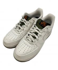 NIKE（ナイキ）の古着「AIR FORCE 1 07 LV8」｜ホワイト
