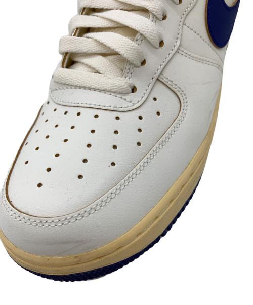 NIKE（ナイキ）NIKE (ナイキ) スニーカー ホワイト サイズ:28の古着・服飾アイテム