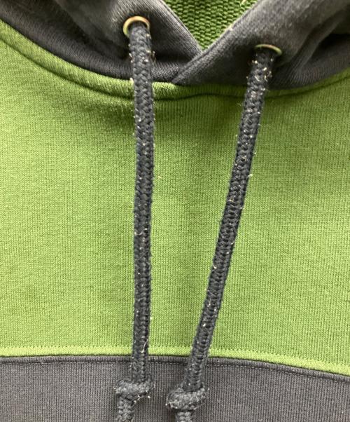 NIKE（ナイキ）NIKE (ナイキ) Supreme (シュプリーム) プルオーバーパーカー ネイビー×グリーン サイズ:Mの古着・服飾アイテム