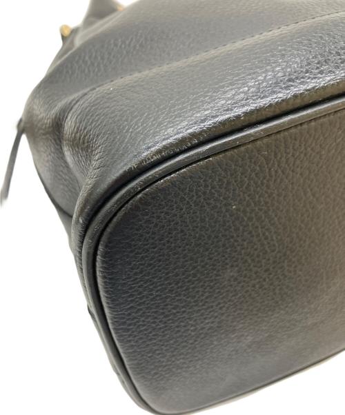 Burberry's（バーバリー）Burberry's (バーバリーズ) 巾着ショルダーバッグ ブラックの古着・服飾アイテム