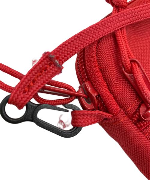 SUPREME（シュプリーム）Supreme (シュプリーム) ショルダーポーチ レッドの古着・服飾アイテム